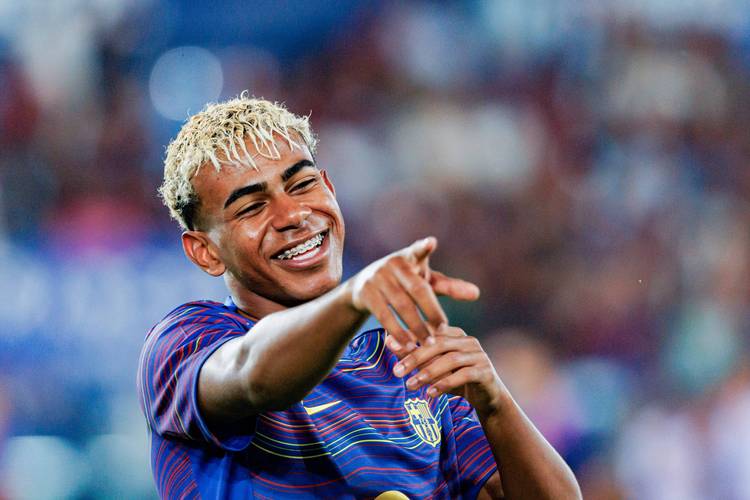 官方：女足补招沈梦雨，前往英格兰、西班牙集训并参加邀请赛（女足官宣补招沈梦雨，将赴英格兰与西班牙集训并出战邀请赛）