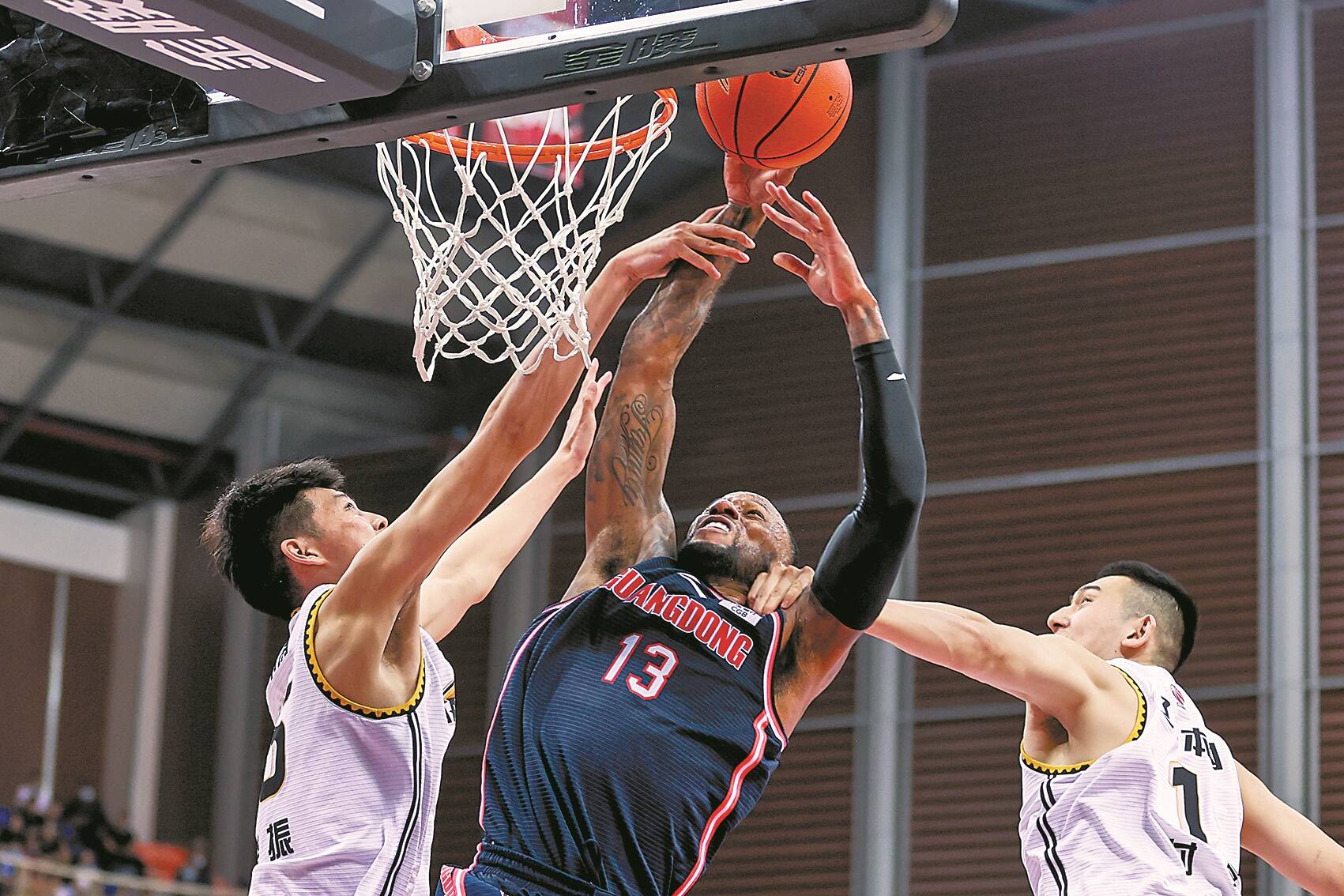 前12居然没有罗哥的名场面，按理来说哪怕硬投，凭...（前12竟无罗哥高光，按理说就算硬投也该占一席）