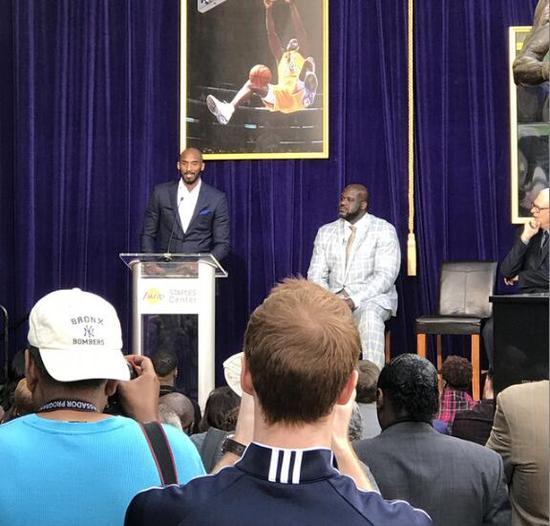 安帅谈维尼修斯国家德比不满被换下：我跟他说他犯了一个错误（安切洛蒂谈维尼修斯国家德比被换后不满：我告诉他犯了错）