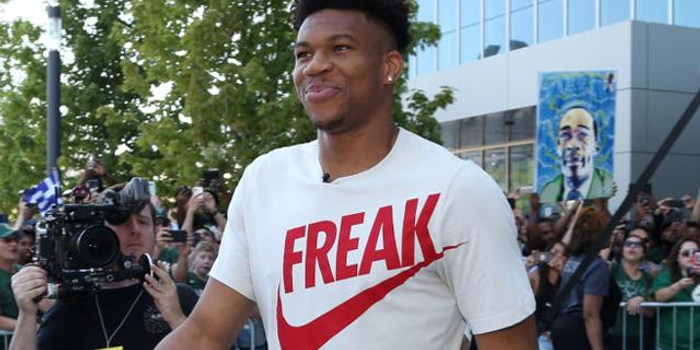 小法：在阿森纳时我讨厌切尔西，但加盟后发现是个很好的决定（小法自述：阿森纳时期曾厌恶切尔西，转投后证明是明智之举）