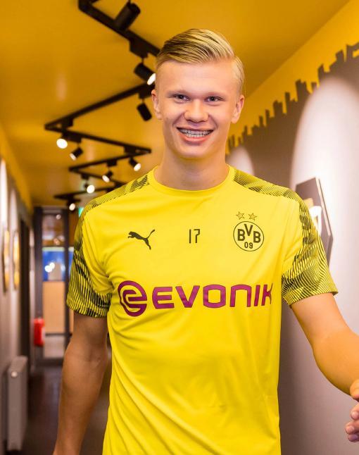 斯基拉：德拉古辛准备在冬窗回到意甲，罗马佛罗伦萨均有意（斯基拉：德拉古辛或将冬窗重返意甲，罗马与佛罗伦萨有意引进）