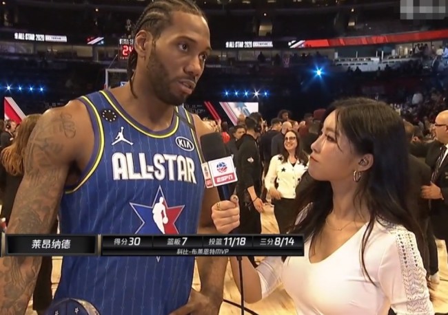 伤愈回归，三笘薰重返球场进行单独训练（三笘薰伤愈复出 重返球场展开个人训练）