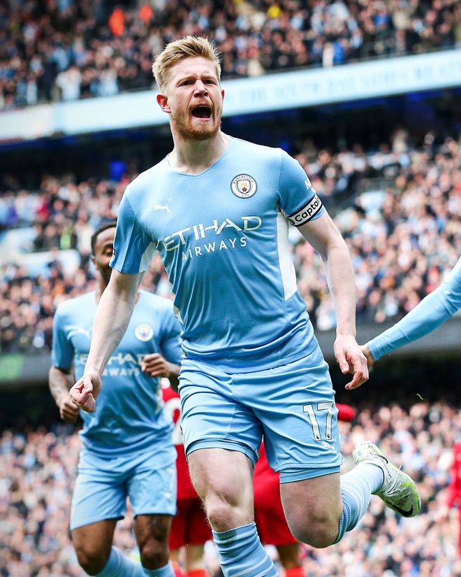 拜仁客战柏林联合：全主力阵容！凯恩、奥利塞、迪亚斯出战（拜仁客场对阵柏林联合：全主力出击，凯恩、奥利塞、迪亚斯出战）